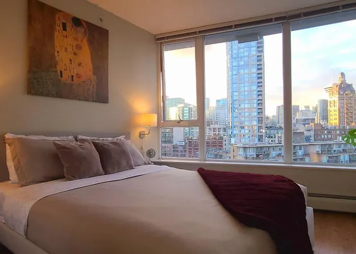 Charming Abode Downtown Vancouver